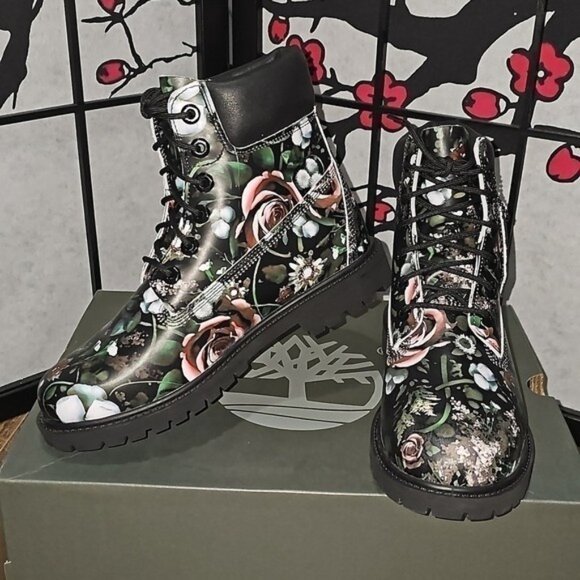 Timberland Waterproof Boots Floral NWB Size 7 - Picture 3 of 8
